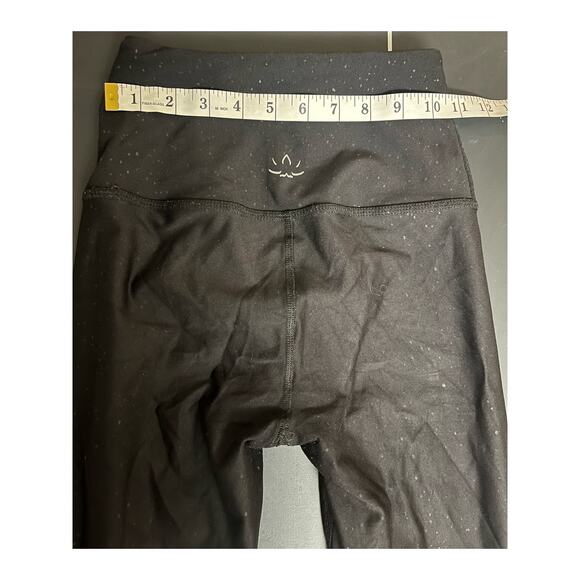 Beyond Yoga Women's  High Waisted Shimmer Black Midi Leggings Small Athleisure - Picture 6 of 8